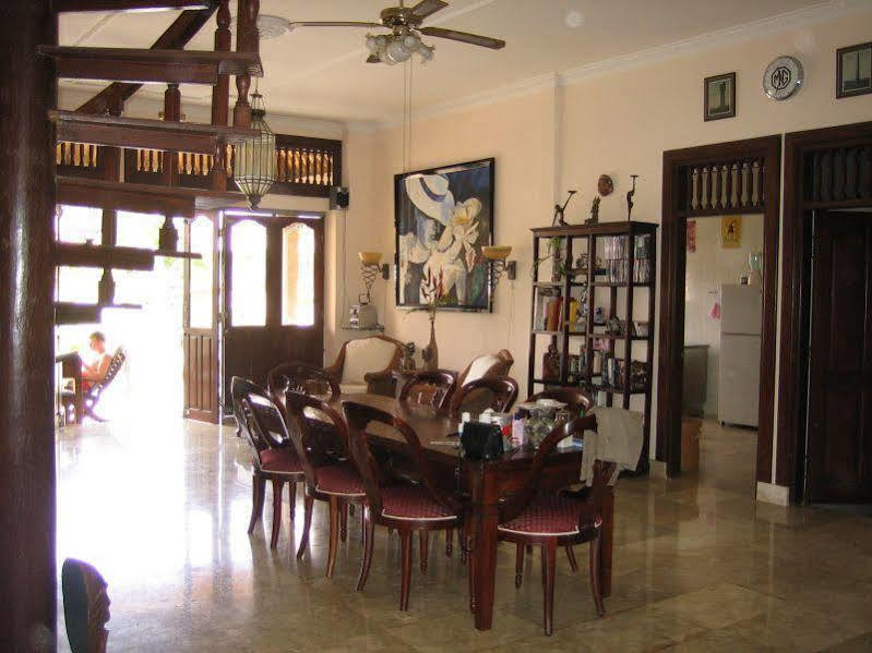 Ombak Putih Bungalows Hotell Nusa Dua  Eksteriør bilde