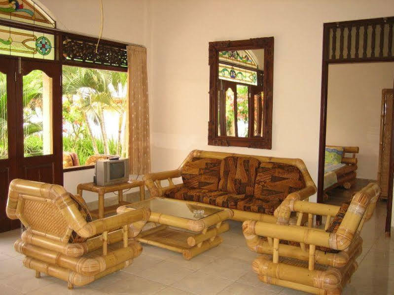 Ombak Putih Bungalows Hotell Nusa Dua  Eksteriør bilde